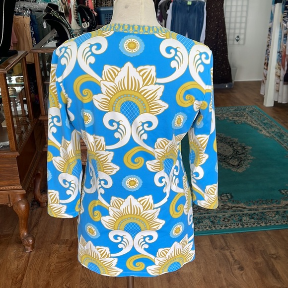 JMcLaughlin Blue/Gold Pattern Top/Tunic Size Medium - Picture 9 of 11